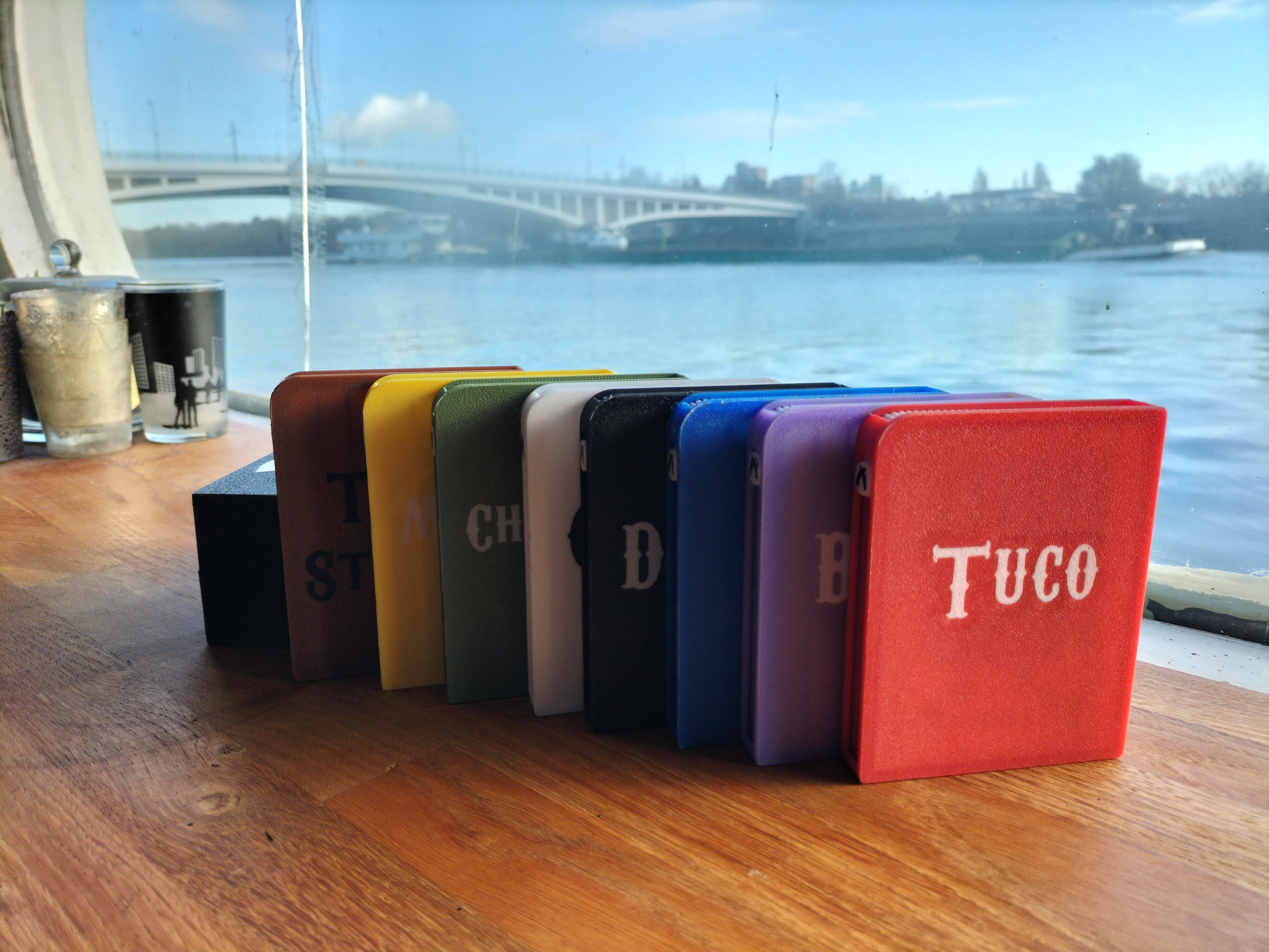 Insert et accessoires complets pour le jeu de société Colt Express