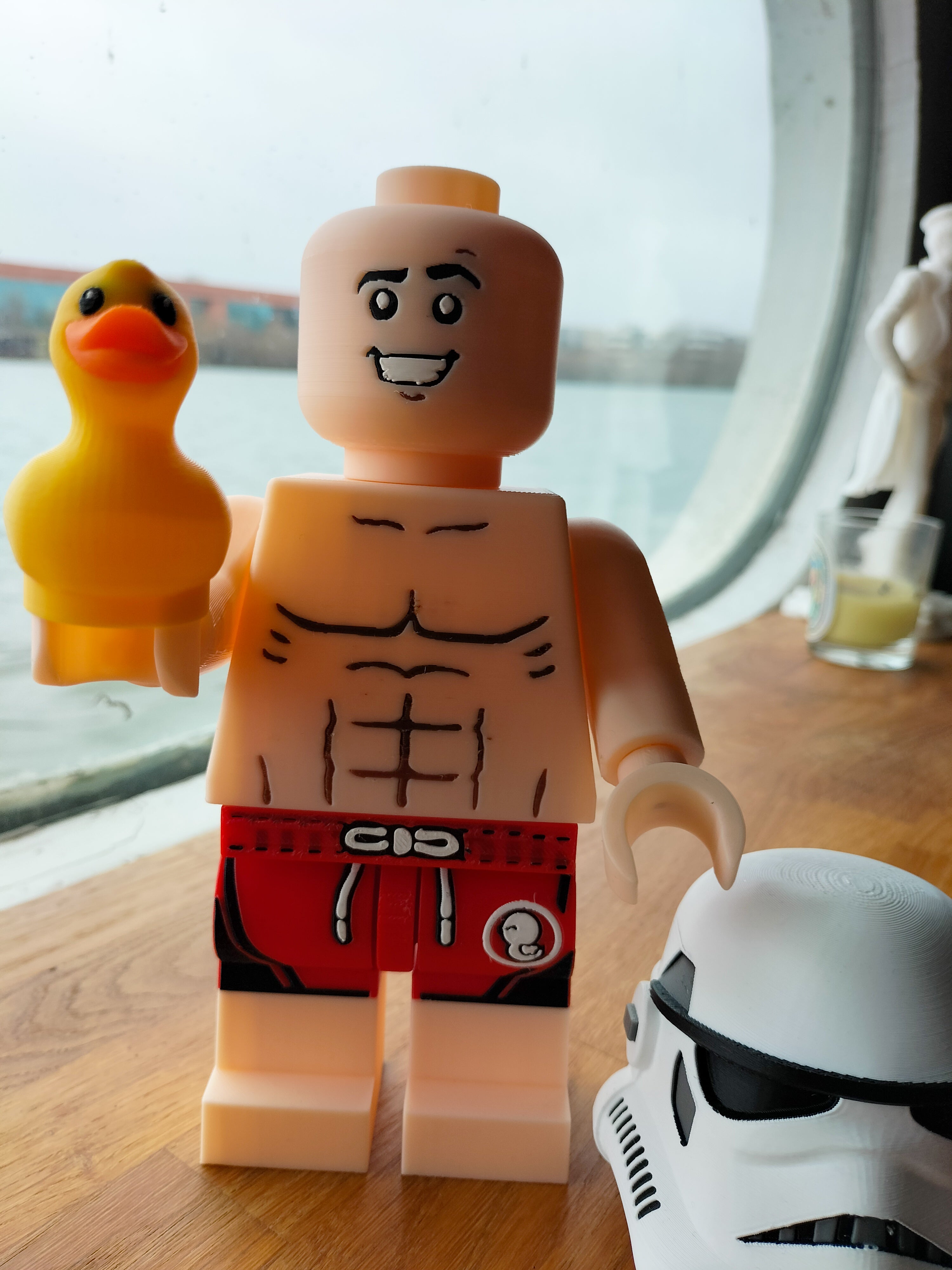 Soldat galactique en vacances — Figurine rétro imprimée en 3D